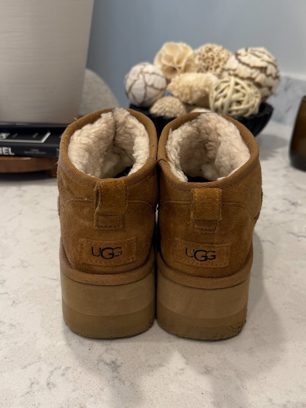 UGG Women's Classic Ultra Mini Platform Boot - Chesnut - 7 - Picture 3 of 7